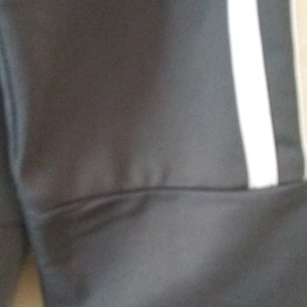 Adidas jacket - Picture 2 of 4